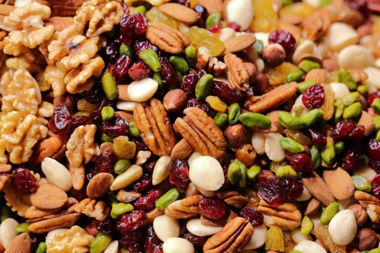 Health benefits of eating dry fruits
