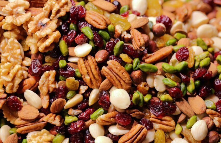Health benefits of eating dry fruits